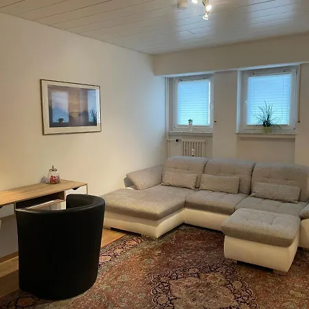 Mimi Souterrainwohnung