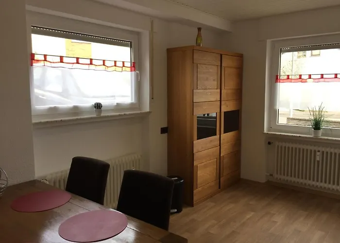 Mimi Souterrainwohnung